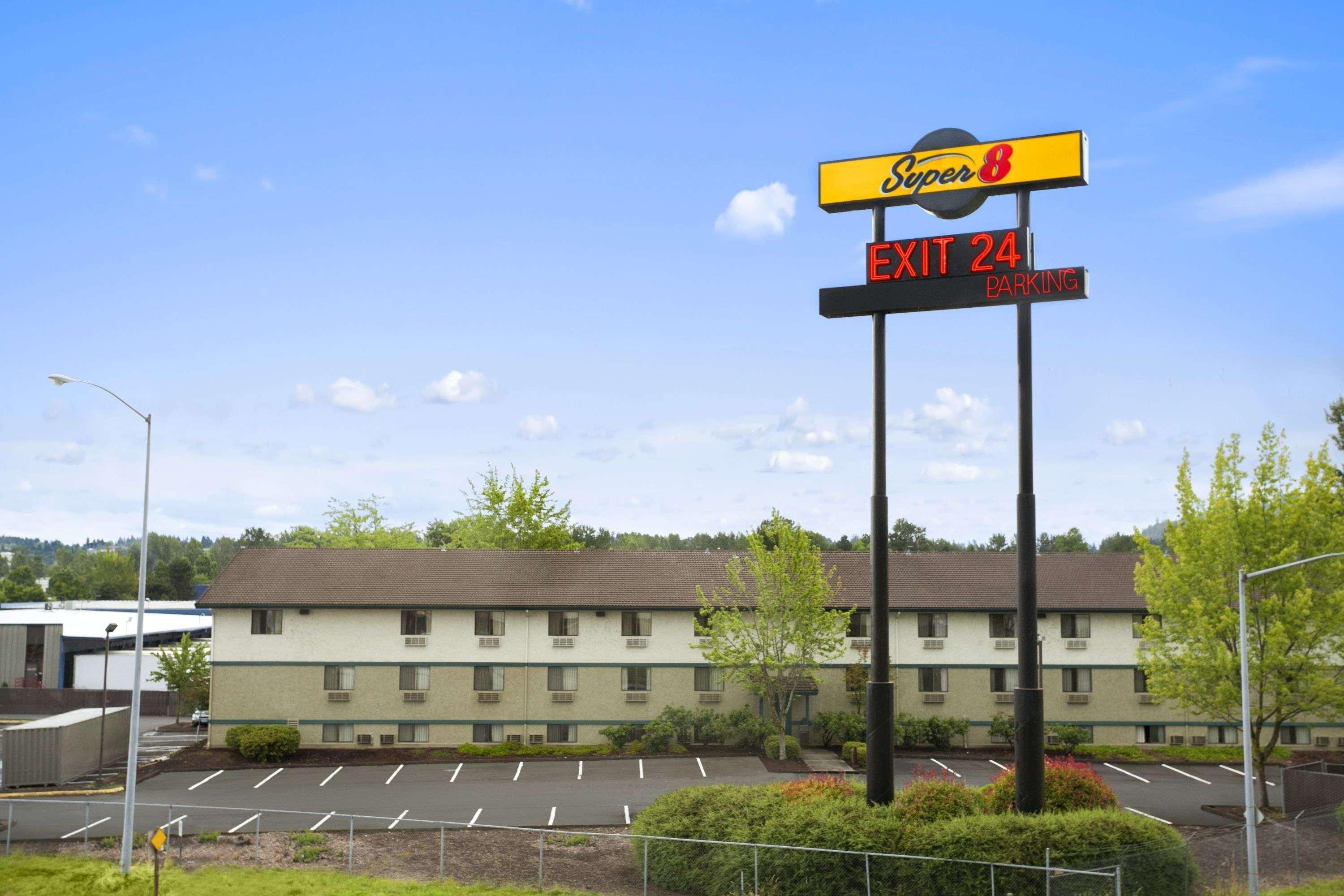 Hotel Super 8 By Wyndham Portland Airport Exteriér fotografie